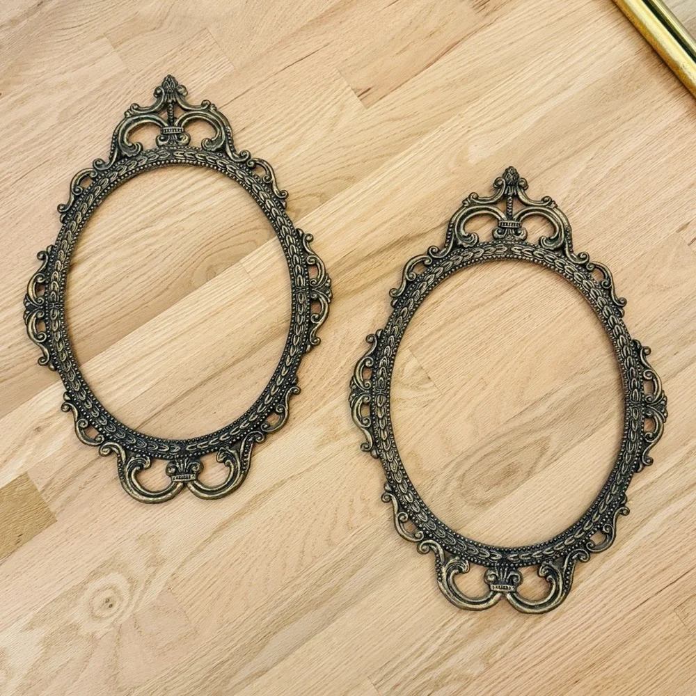 Vintage 1/ Metallic Gold Picture Frame Photo Metal Italian 9.5” x11.5”